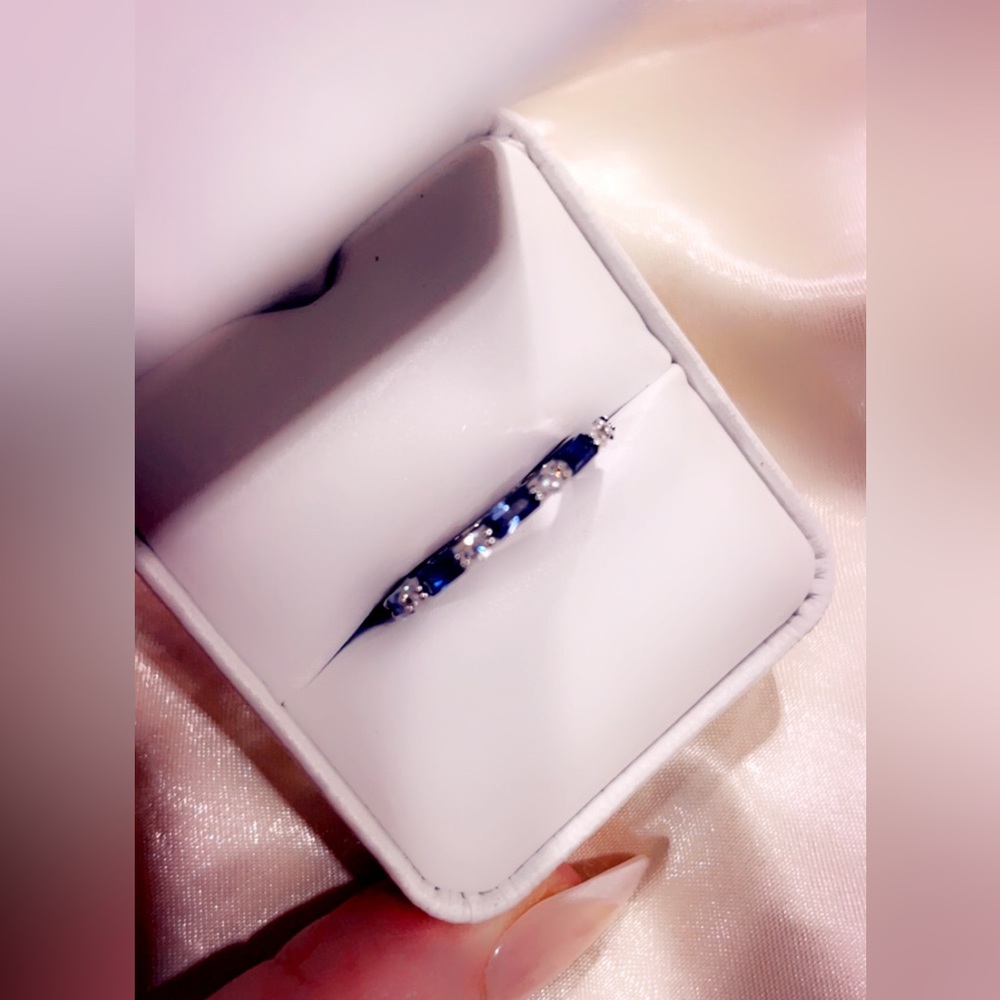 Tanzanite Sterling silver ring size 7.25